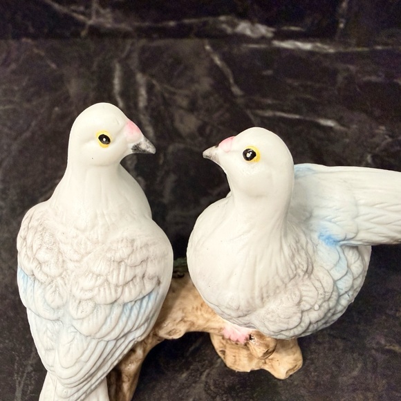 LEFTON Dove Figurines (Set of 4) - Picture 12 of 15